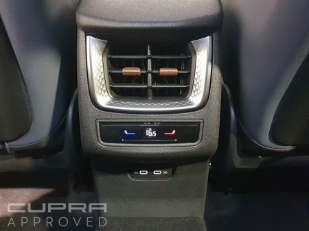 2025 Cupra Terramar TERRAMAR PHEV 204HP Auto €45,495 thumbnail