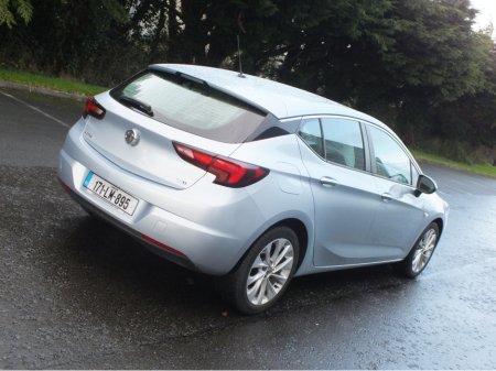 2017 Opel Astra 1.6 CDTI DESIGN 110PS 5DR €8,950 thumbnail