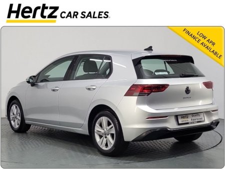2024 Volkswagen Golf LIFE 110HP Petrol Manual €24,995
