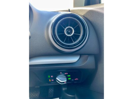 2016 Audi A3 1.4 TFSI €14,299 thumbnail