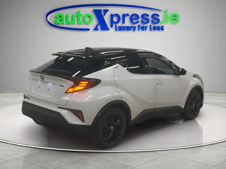 2020 Toyota C-HR 1.8 Hybrid G Mode Nero Safety Plus €23,995 thumbnail