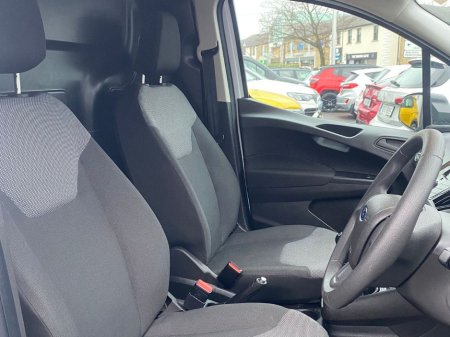 2022 Ford Transit Courier Base 1.5TD 75PS M6 2DR €11,000 thumbnail