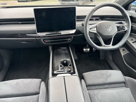 2025 Volkswagen ID.7 PRO S PLUS 86kWh 286HP €55,975 thumbnail