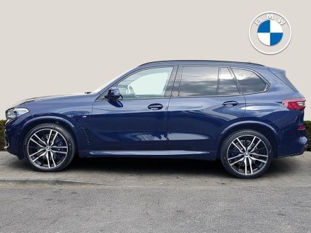 2021 BMW X5 xDrive45e M Sport €67,995 thumbnail