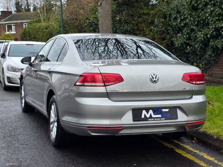 2016 Volkswagen Passat 1.6 TDI 120HP Comfortline €13,450 thumbnail