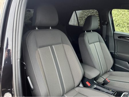 2022 Volkswagen T-Roc STYLE BLACK EDITION AUTOMATIC 2.0 DIESEL //ADAPTIVE CRUISE CONTROL//KEYLESS ENTRY//REVERSE CAMERA// thumbnail