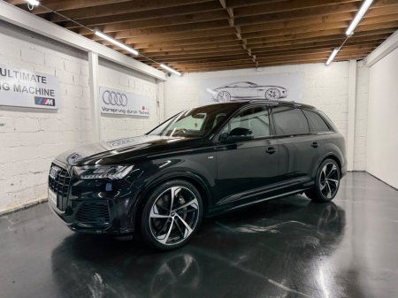 2021 Audi Q7  €59,995