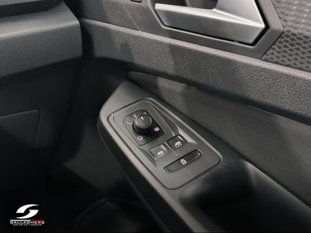 2023 Volkswagen Caddy Maxi Life (231) LIFE 2.0 TDI AUTOMATIC 7 SEATER €39,995 thumbnail