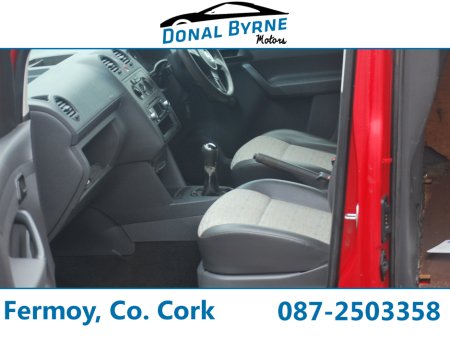 2013 Volkswagen Caddy VAN 1.6 TDI 75HP 5 5SPEED 5DR €6,500 thumbnail