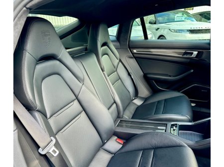 2022 Porsche Panamera 2+2 E-HY E-HYBRID CARBON TRIM €84,950 thumbnail