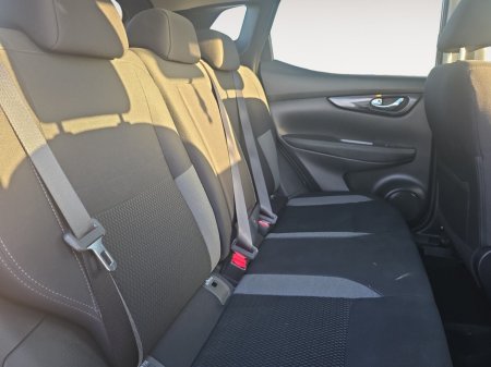 2019 Nissan Qashqai 1.5 DSL SV €17,900 thumbnail