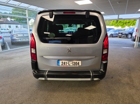2024 Peugeot Rifter 1.5 HORIZON RS Wheel chair 5DR AUTO €31,950