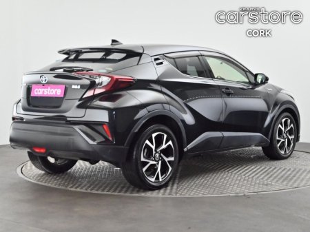 2018 Toyota C-HR C-HR HYBRID 1.8 AUTO €21,380 thumbnail