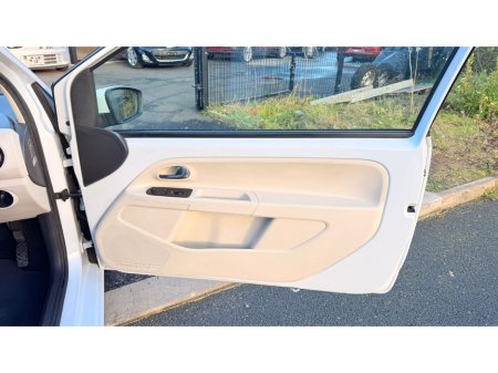 2013 Volkswagen up! 1.0 75BHP HIGH UP €6,200 thumbnail