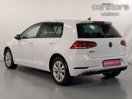 2017 Volkswagen Golf  €17,880 thumbnail