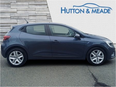 2022 Renault Clio Dynamique Edition 1.0 Petrol 5dr €15,999 thumbnail
