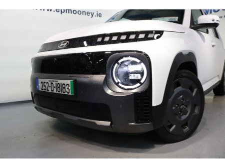 2025 Hyundai Inster CROSS - ONLY 2000 KLMS- 49KWH EV €26,500
