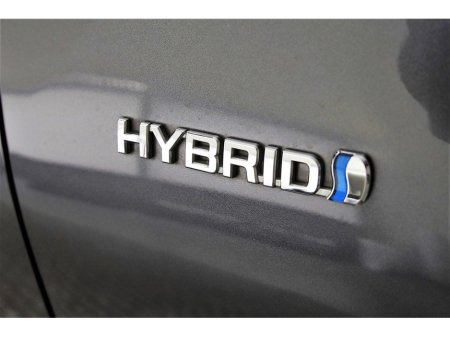 2021 Toyota Prius 1.8 HYBRID *CARPLAY*ANDROID AUTO*REVERSE CAM* €22,890 thumbnail