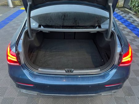 2020 Mercedes-Benz A Class A200d AMG-LINE PREMIUM PLUS * HUGE SPEC * // VIRTUAL COCKPIT // HEATED KINETIC MASSAGE SEATS // LOW MILEAGE €29,900 thumbnail