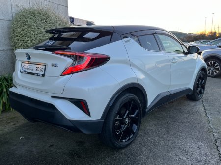 2019 Toyota C-HR SOL AUTOMATIC HYBRID 1.8 PETROL //LOW MILES//HIGH SPEC//HALF LEATHER HEATED SEATS//REVERSE CAMERA//KEYLESS ENTRY//ADAPTIVE CRUISE CONTROL// €21,950