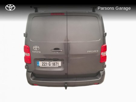 2022 Toyota Proace 1.5 100HP GX MWB 4DR €24,000