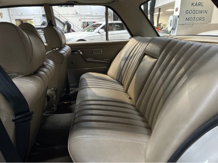 1970 Mercedes-Benz 280 280 SE AUTO VINTAGE €24,950 thumbnail