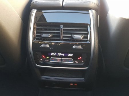 2026 BMW X5 xDrive50e M Sport thumbnail