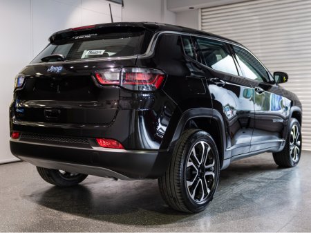 2025 Jeep Compass Altitude €49,995