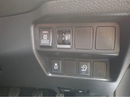 2016 Nissan Qashqai 1.6 DSL XE 4X4 VAN E6 4DR thumbnail