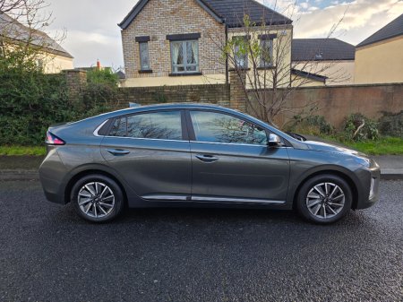 2021 Hyundai Ioniq Premium 100kw €16,950