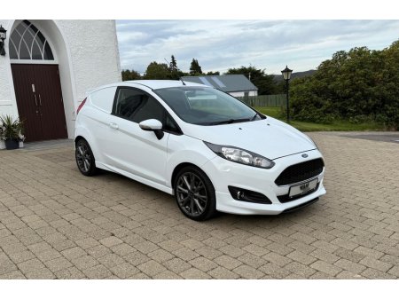 2017 Ford Fiesta 1.5tdci Sport €9,250 thumbnail
