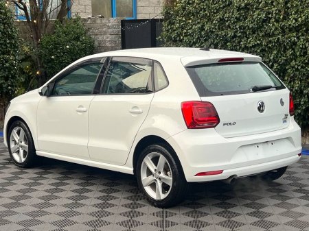 2016 Volkswagen Polo HIGHLINE 1.2 TSI AUTO // FULL SERVICE HISTORY // LEATHER/ALCANTARA HEATED SEATS // REVERSE CAMERA €13,900 thumbnail