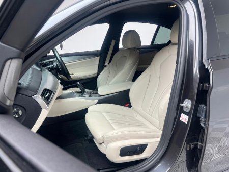 2018 BMW 5 Series 530E M SPORT €26,990 thumbnail
