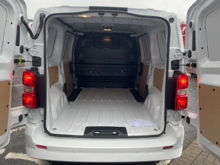 2026 Opel Vivaro VIVARO GS AUTO 180BHP thumbnail