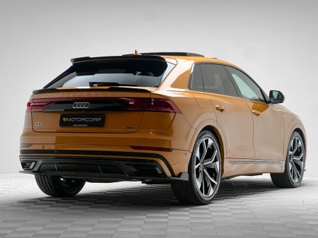 2020 Audi Q8 S LINE 50 TDI 286HP QUATTRO *PAN ROOF* €65,990 thumbnail