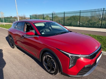 2026 Kia K4 K4 K3, *3.9% finance* *7 YEAR WARRANTY* *3 YEAR AA* *3 FREE SERVICES FOR KIA CUSTOMERS* Selectable Drive Mode, Lane Departure Warning €36,000