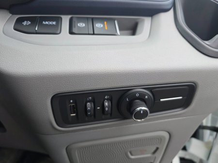 2026 Maxus Deliver 9  thumbnail