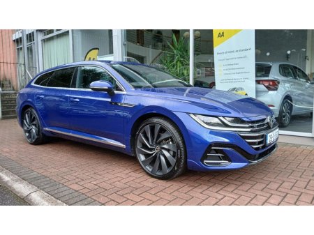 2025 Volkswagen Arteon 2.0TDI D7F 150HP R-LINE SHOOTING BRAKE, LAPIZ BLUE. €54,950 thumbnail