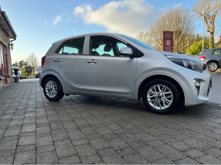2022 Kia Picanto 5DR €11,750 thumbnail