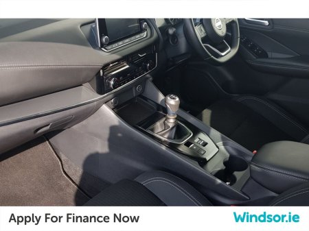 2021 Nissan Qashqai 1.3 PET MILD HYBRID SV €26,495