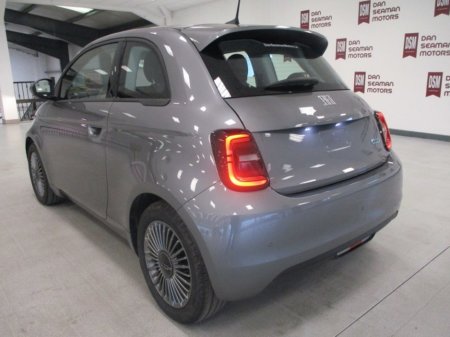 2025 Fiat 500e  €26,145 thumbnail
