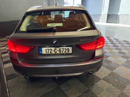 2017 BMW 5 Series 520d SE 18" Auto €19,900