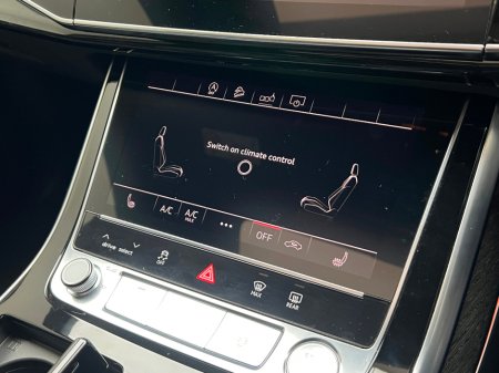 2020 Audi Q8 S LINE 50 TDI 286HP QUATTRO *PAN ROOF* €65,990 thumbnail