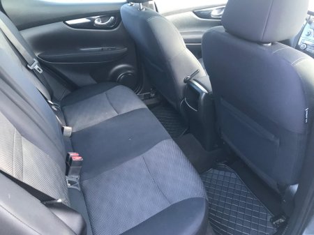 2016 Nissan Qashqai  €11,999 thumbnail