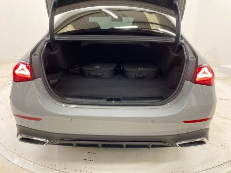 2025 Mercedes-Benz E Class E 300 e PHEV AMG AUTO, Reversing Camera, Heated Seats €77,950 thumbnail