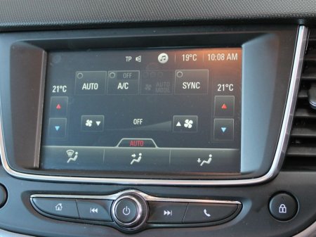 2018 Opel Crossland X SE 1.6cdti 99PS 5DR €13,750 thumbnail