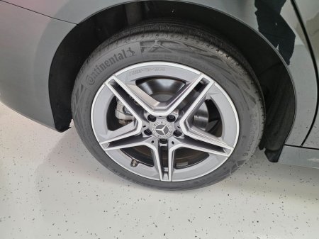 2024 Mercedes-Benz A Class *A250E*AMG LINE EXECUTIVE* €39,950 thumbnail