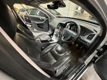 2016 Volvo XC60 D4 (190hp) FWD SE LUX €12,995