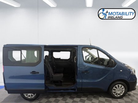 2020 Renault Trafic Wheelchair Accessible €31,995