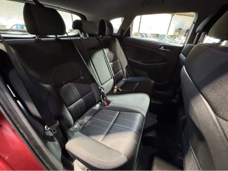 2016 Hyundai Tucson 1.6 COMFORT PETROL 5DR €13,950 thumbnail